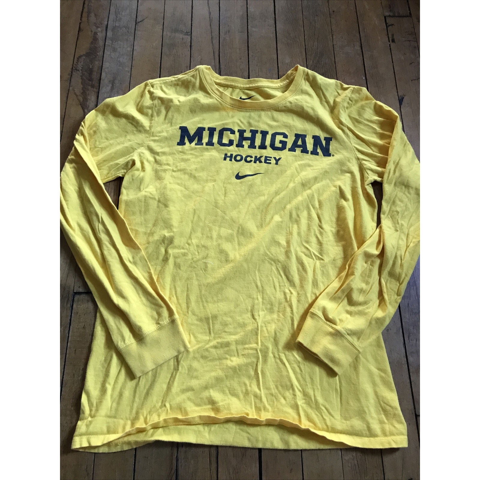 Michigan Wolverines Hockey Nike Athletic Cut Tee Shirt Long Sleeve Yellow Small